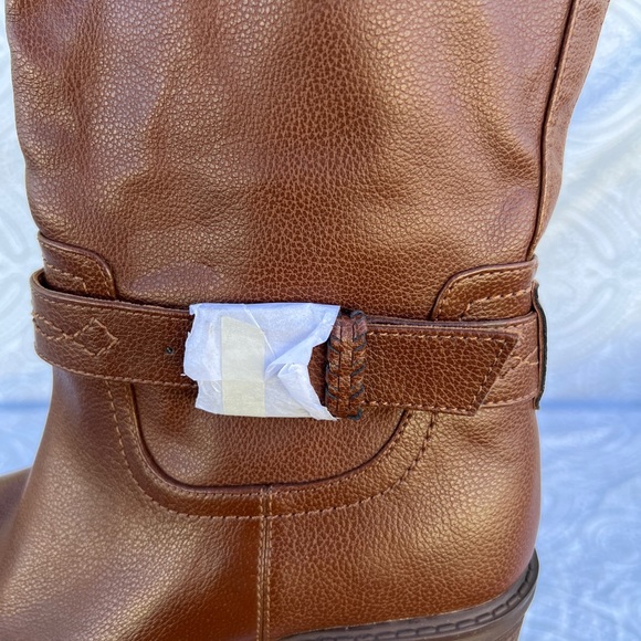 Woman’s Zodiac Brown Leather Knee-High Boots - Picture 7 of 9